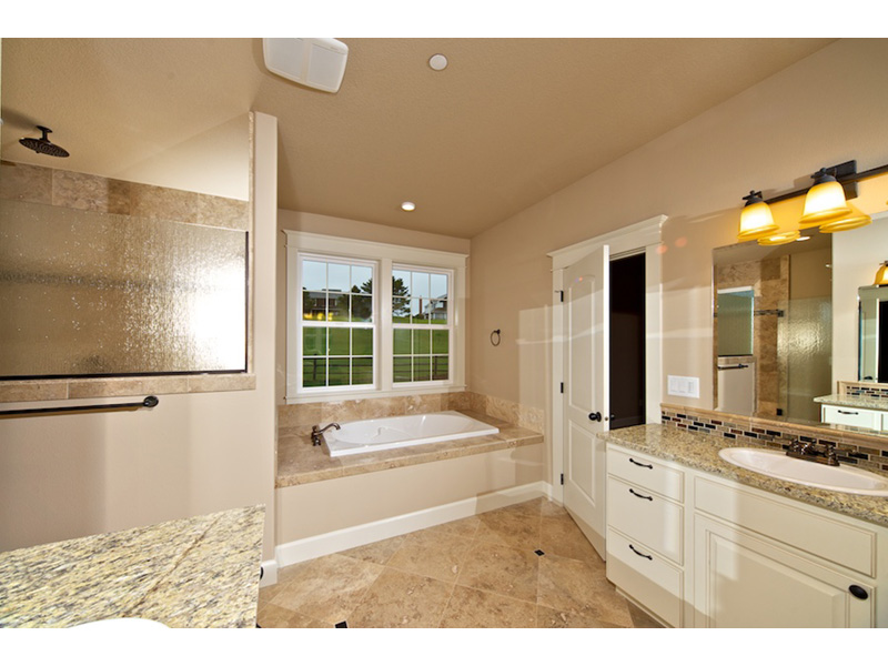 Ranch House Plan Master Bathroom Photo 03 - Springfall Craftsman Ranch Home 011D-0013 - Shop House Plans and More