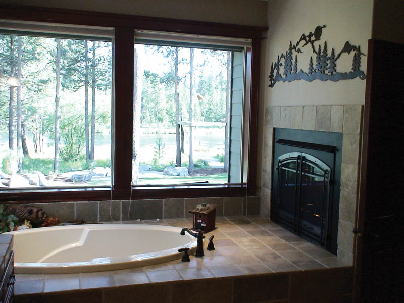 European House Plan Master Bathroom Photo 02 - Harrisburg Lake Craftsman Home 011D-0043 - Search House Plans and More