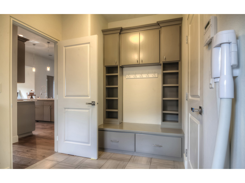 Shingle House Plan Laundry Room Photo 02 - Colten Craftsman Ranch Home 011D-0342 - Search House Plans and More