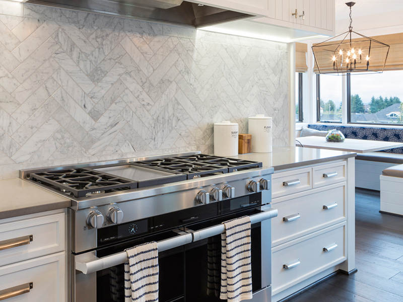 Luxury House Plan Kitchen Photo 05 - Asbury Park Luxury Home 011S-0196 - Search House Plans and More