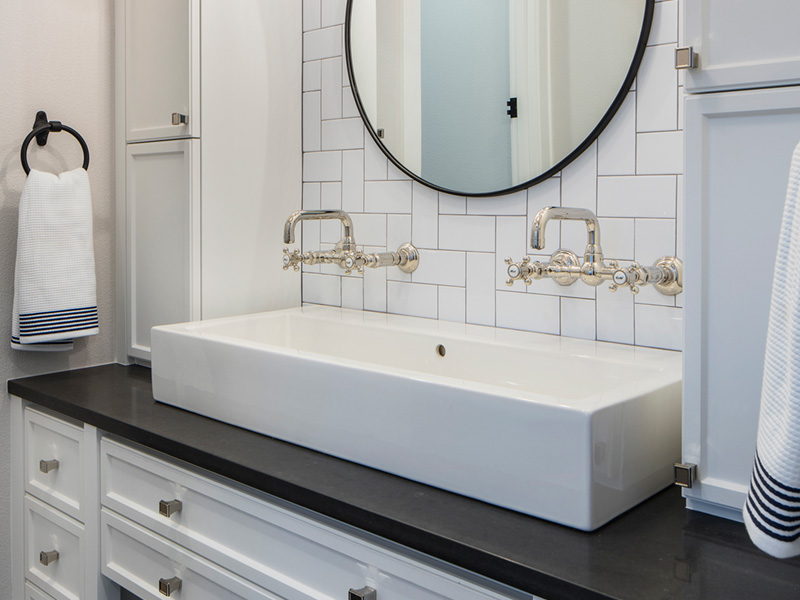 Luxury House Plan Master Bathroom Photo 03 - Asbury Park Luxury Home 011S-0196 - Search House Plans and More