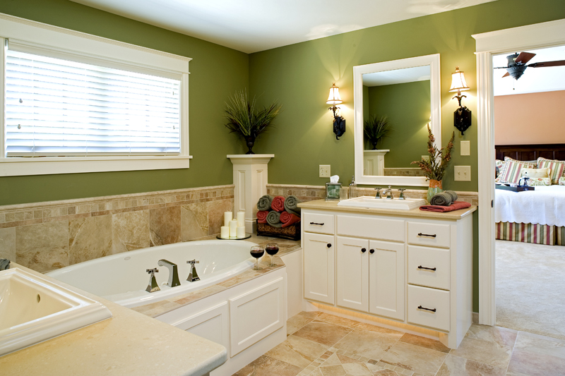 Luxury House Plan Master Bathroom Photo 01 - Clarksdale Luxury Home 013S-0008 | House Plans and More