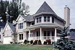 Fascinating Victorian Design With Grand Curb Appeal