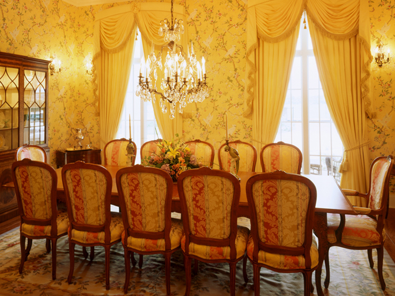 Formal dining room large enough for big gatherings.