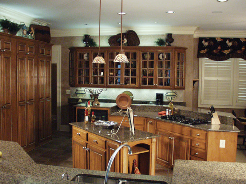 Traditional House Plan Kitchen Photo 02 - Cross Hill Craftsman Farmhouse 024D-0062 - Search House Plans and More