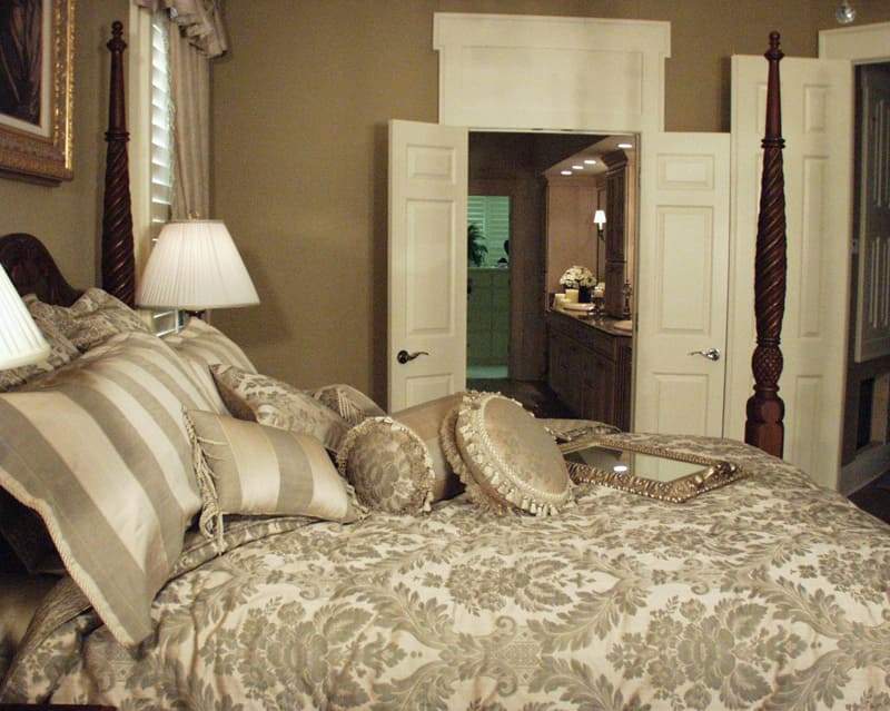 Traditional House Plan Master Bedroom Photo 03 - Cross Hill Craftsman Farmhouse 024D-0062 - Search House Plans and More
