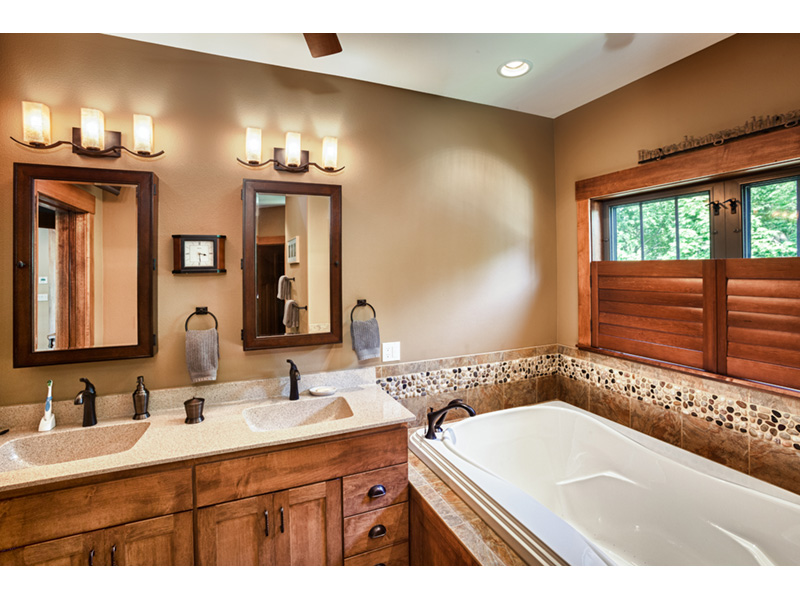 Ranch House Plan Master Bathroom Photo 01 - Owen Point Craftsman Home 051D-0915 - Shop House Plans and More