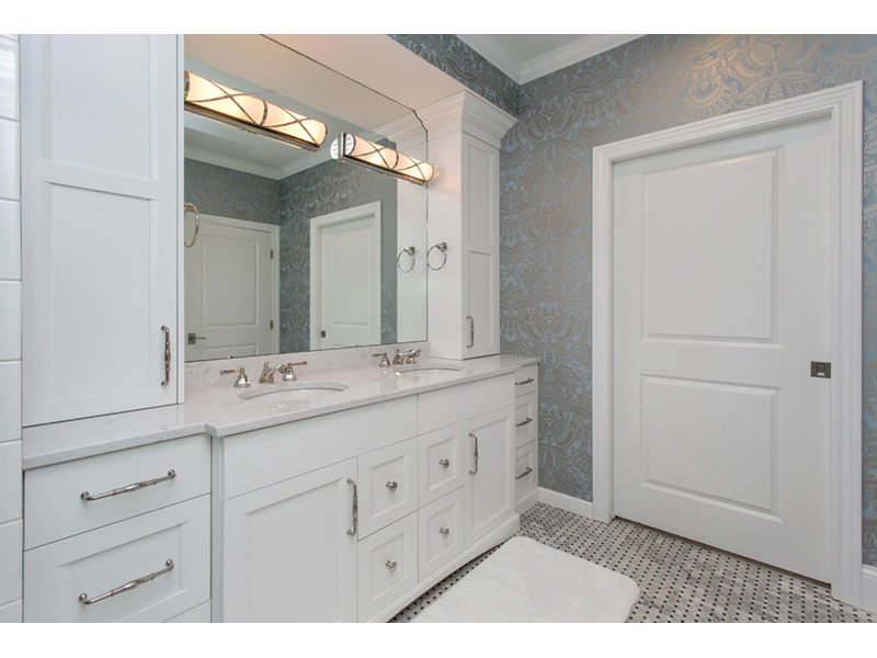 Arts & Crafts House Plan Master Bathroom Photo 02 - Olson Creek Ranch Home 051D-0960 - Shop House Plans and More