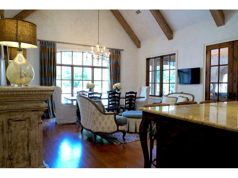 Southern House Plan Dining Room Photo 02 - Glengarrie Luxury Home 055D-0983 - Search House Plans and More