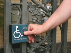 gate with wheelchair and handicap accessiblity