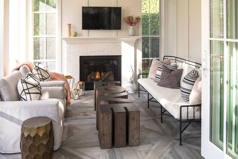 Modern Farmhouse Plan Porch Photo 01 - 091D-0535 - Shop House Plans and More